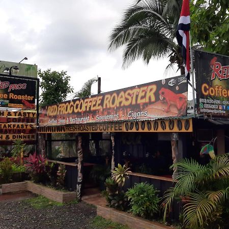 Red Frog Hotel La Fortuna Esterno foto