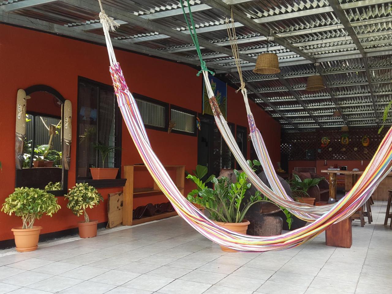 Red Frog Hotel La Fortuna Esterno foto