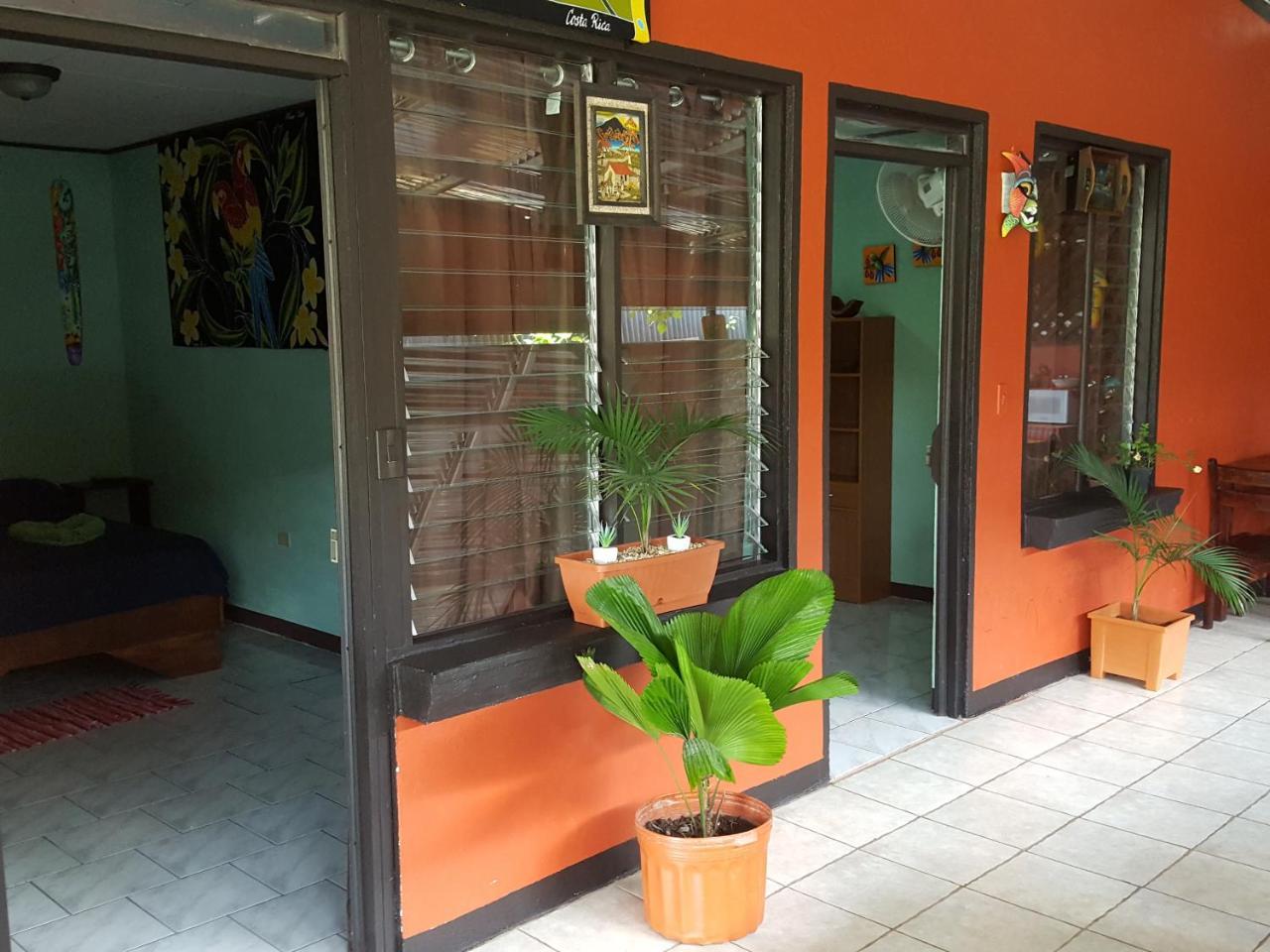 Red Frog Hotel La Fortuna Esterno foto