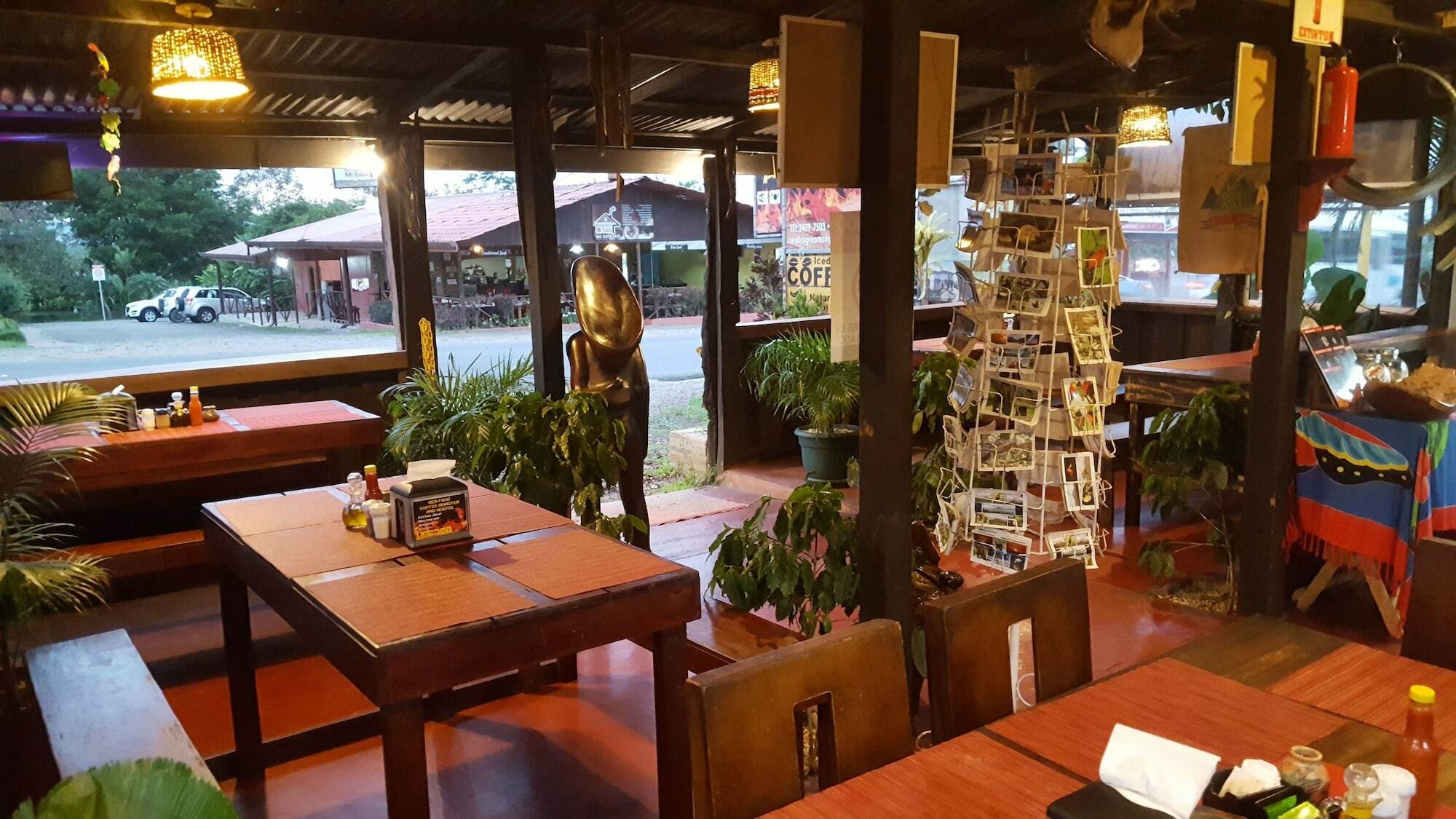 Red Frog Hotel La Fortuna Esterno foto